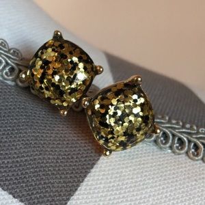 Over sized Gold studs!!